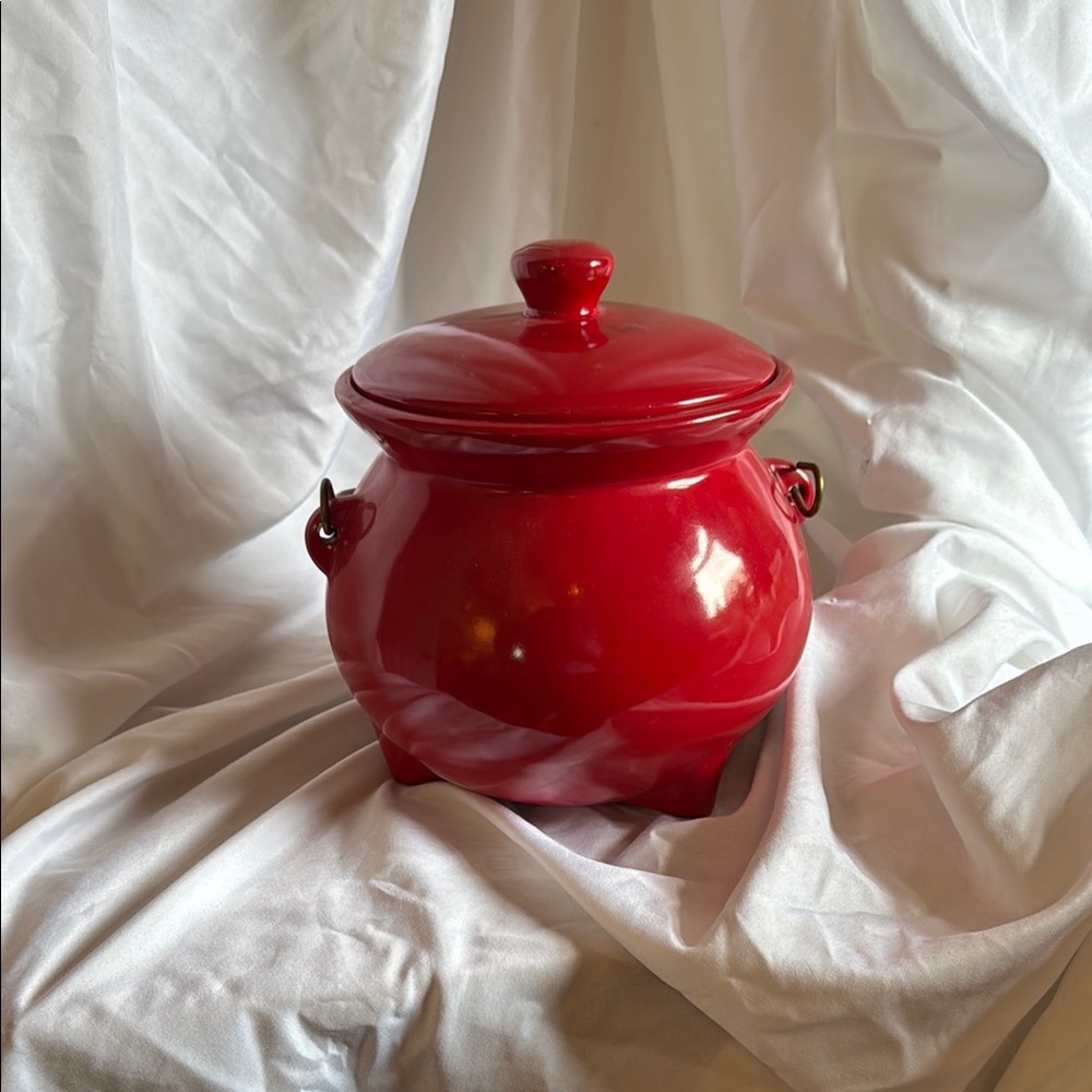 McCoy “little red bean pot”